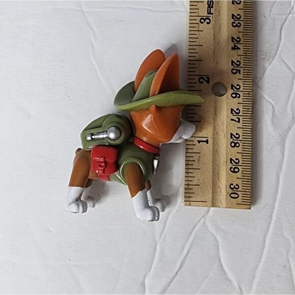Rare Paw Patrol Figure Tracker Chihuahua Jungle 2.5" PVC Figure Spin Master Toy - Picture 4 of 4